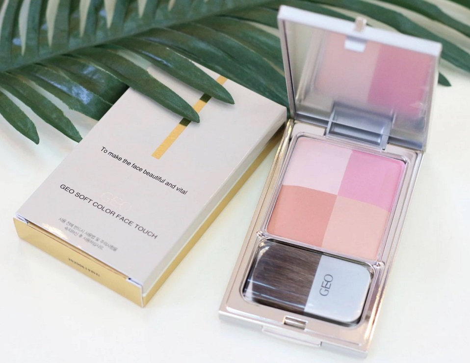 Phấn má GEO Soft Color Face Touch
