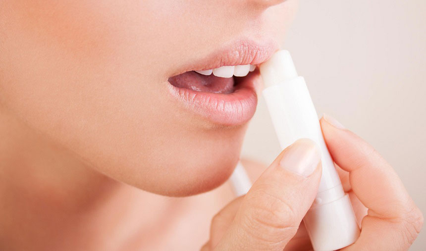 Son dưỡng Nuxe Reve de Miel Lip Moisturizing Stick