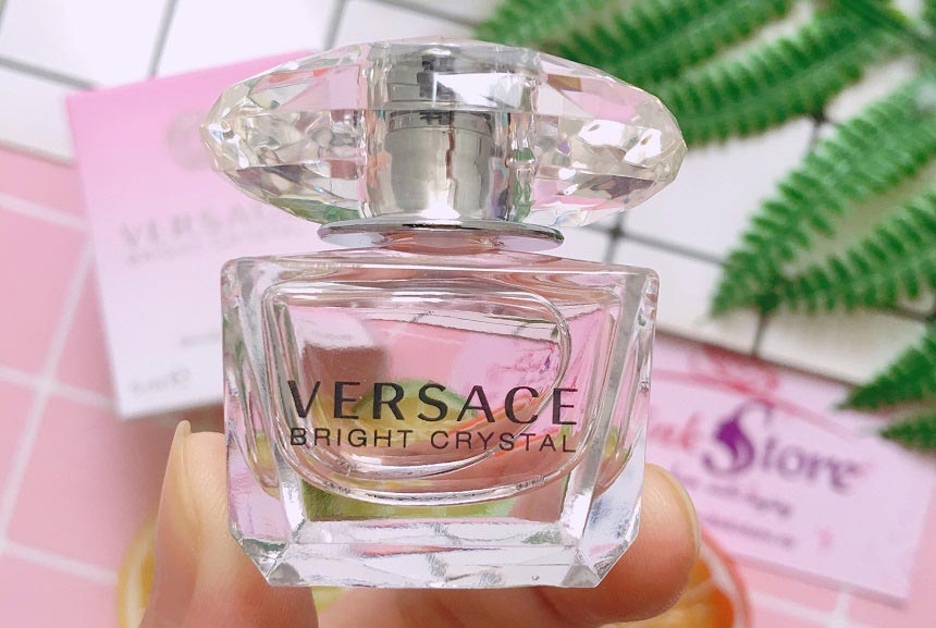 Nước hoa Versace Bright Crystal