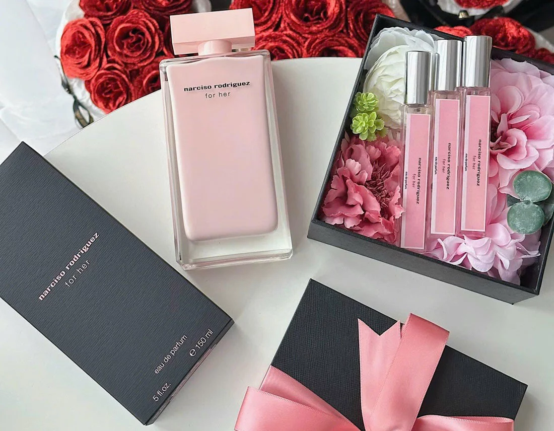 Nuoc hoa Narciso Rodriguez for Her Eau de Parfum 8 Nước hoa Narciso Rodriguez For Her Eau De Parfum 100ml và Chiết 10ml